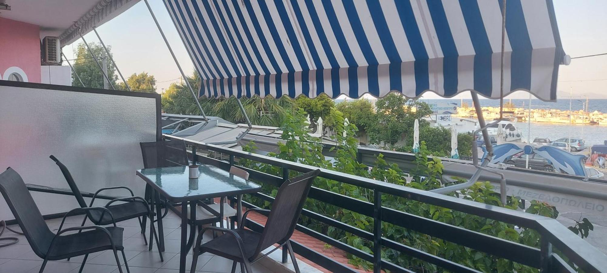 Dolphin 2 Apartment Artemida  Bagian luar foto